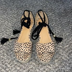 Qupid Cheetah print sandals, size 7, runs big (probably an 8), good condition